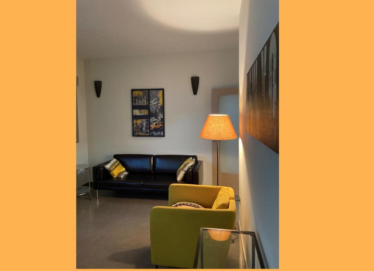 Stunning 2-Bed Apartment In Pego Eksteriør billede